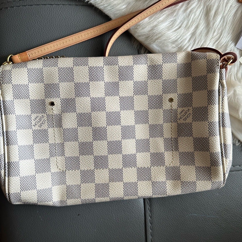 Louis Vuitton Favorite MM Damier Azur - Picture 7 of 17